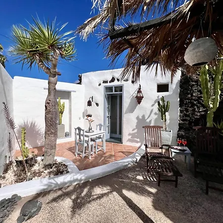 Casita Aloe In By Interhome Apartament Uga