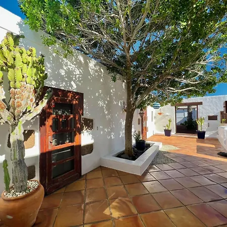 Casita Aloe In By Interhome Apartment